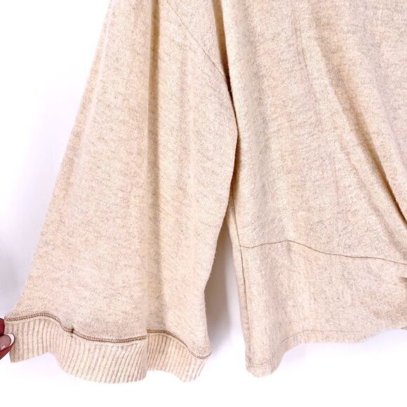 Coco + Jaimeson Twist knot front sweater - Picture 4 of 6